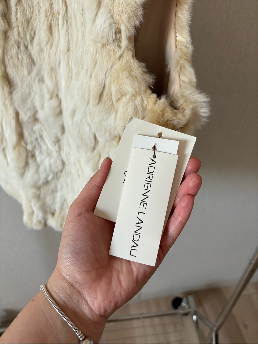 Adrienne Landau Cream Real Rabbit Fur Vest with Pockets - Picture 3 of 7